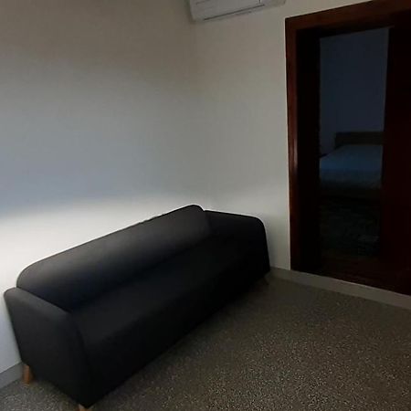 La Casa Gialla Del Ristoro Agricolo Vecchiano Eksteriør billede